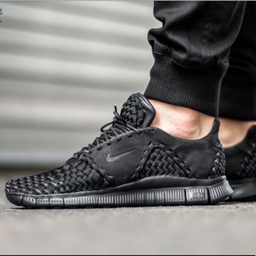 Nike Free Innova Woven II